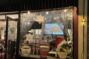 Holiday Lights Stroll 2021